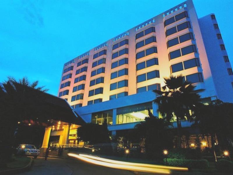 Laithong Hotel Ubon Ratchathani Exterior photo