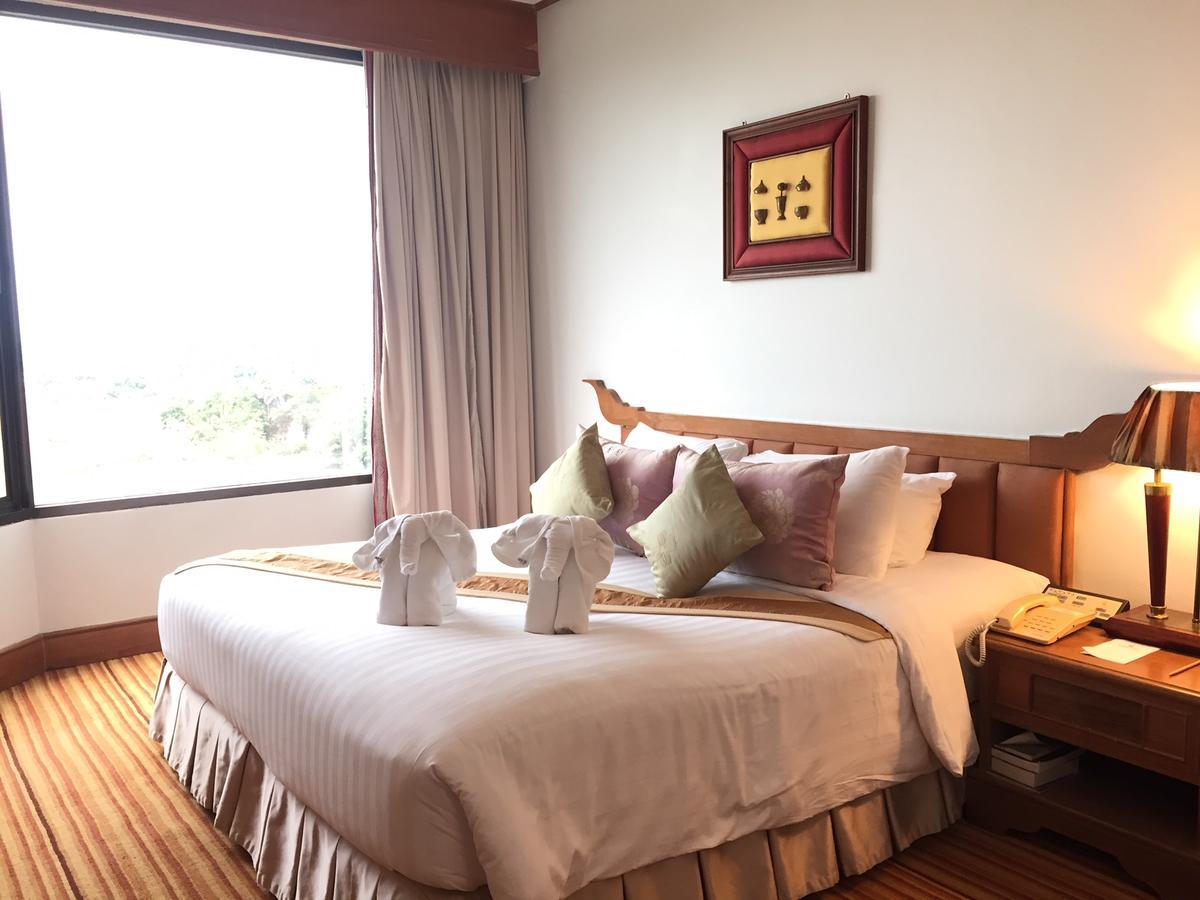 Laithong Hotel Ubon Ratchathani Exterior photo